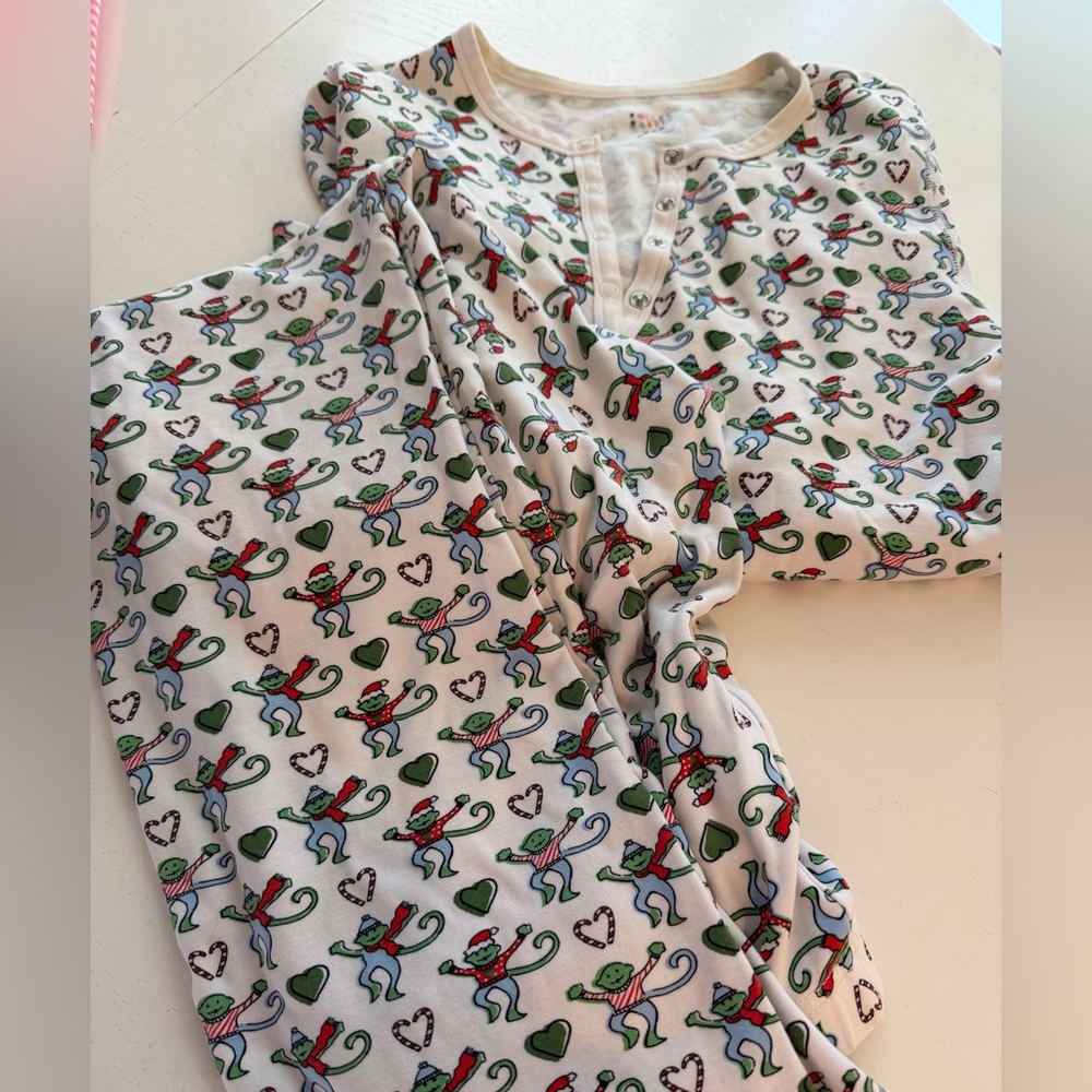 Roller Rabbit Christmas Monkey Print Pajama Set. Size XXS